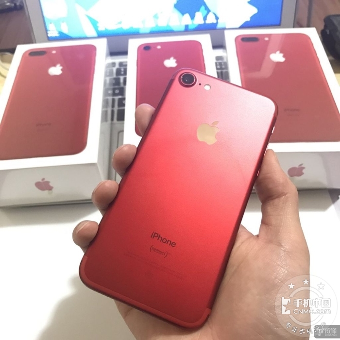 苹果手机哪一款有红色的苹果最经典的手机是哪一款-第2张图片-太平洋在线下载