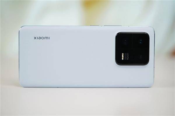 苹果版美颜水印相机:大哥13 Ultra同款！小米13/Pro相机界面升级：变焦转盘调焦更方便